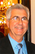 <p>JAVIER GARCÍA MONLLEÓ, ACADÉMICO DE LA REAL ACADEMIA DE MEDICINA Y CIRUG&Iac