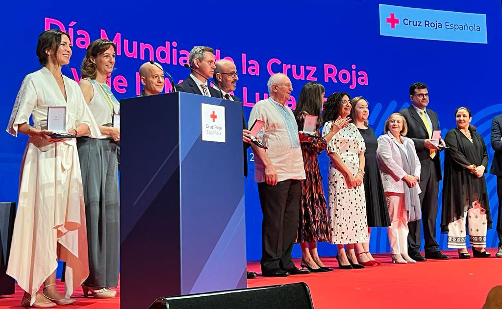 <p>LA SEGG, MEDALLA DE ORO DE LA CRUZ ROJA POR SU ABORDAJE INTEGRAL DEL TRABAJO POR LOS MAYORES</p>