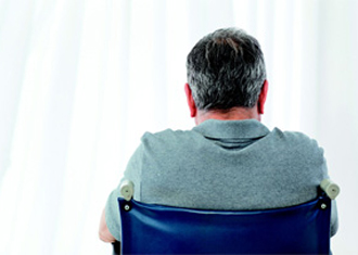 Incapacitación, una medida necesaria para mayores con demencia